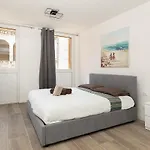Apartament Free Parking And Private Terrace Design *