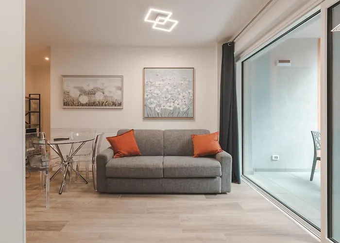 아파트 Free Parking And Private Terrace Design 트리에스테