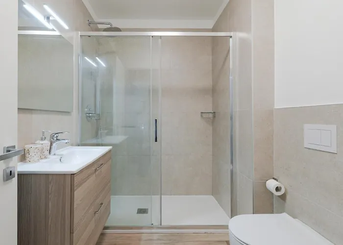 Appartamento Free Parking And Private Terrace Design